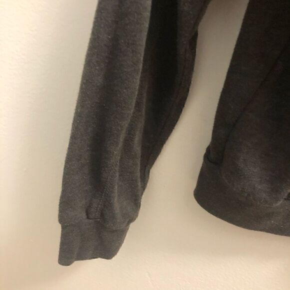 Forever 21 Grey Long Sleeve Sweater Shirt ~ Size S Small - Picture 7 of 7